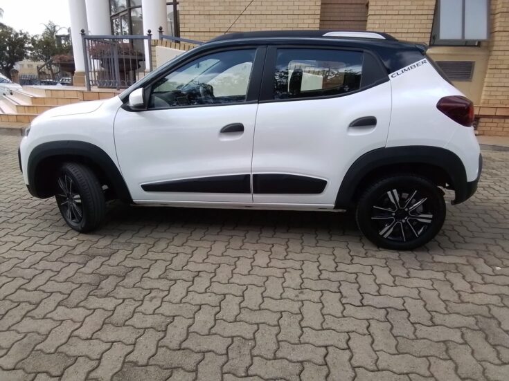 2024 RENAULT KWID 1.0 CLIMBER 5DR – Left Side Photo