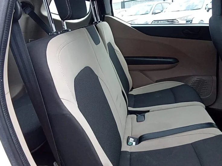 2024 Renault Triber/1.0 DYNAMIQUE – Rear Seats