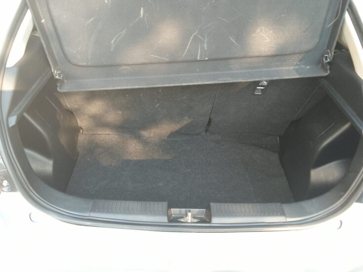 2024 Suzuki Baleno 1.5 GL A/T – Boot / Loadbin
