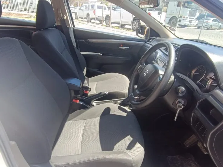2024 Suzuki CIAZ/1.5 GL AUTO – Front Seats
