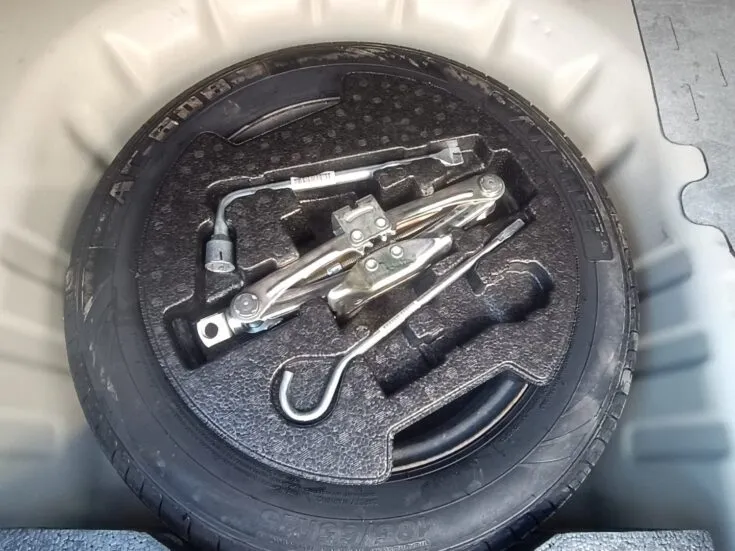 2024 Suzuki CIAZ/1.5 GL AUTO – Spare Wheel