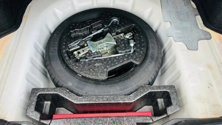 2024 Suzuki CIAZ/1.5 GL AUTO – Spare Wheel