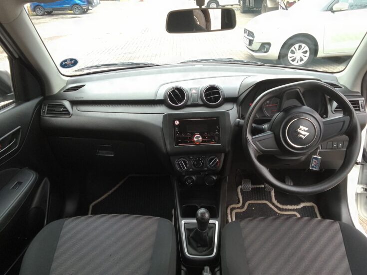 2024 SUZUKI SWIFT 1.2 GA MANUAL – Interior