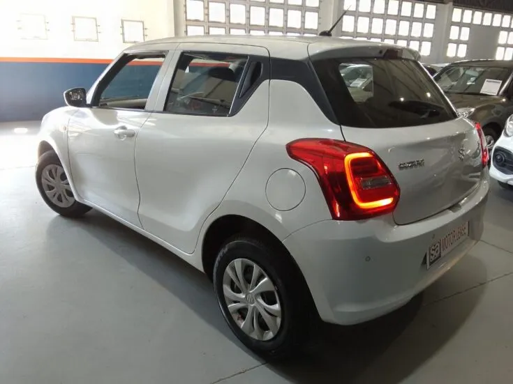 2024 Suzuki SWIFT/1.2 GL MT – Back Feature Photo