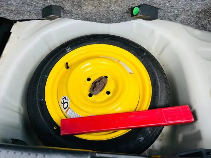 2024 Suzuki SWIFT/1.2 GL MT – Spare Wheel