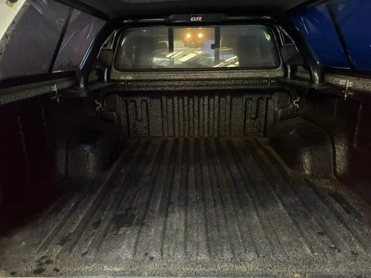 2024 Toyota Hilux/2.8GD6 RB RAIDER AT DC – Boot / Loadbin