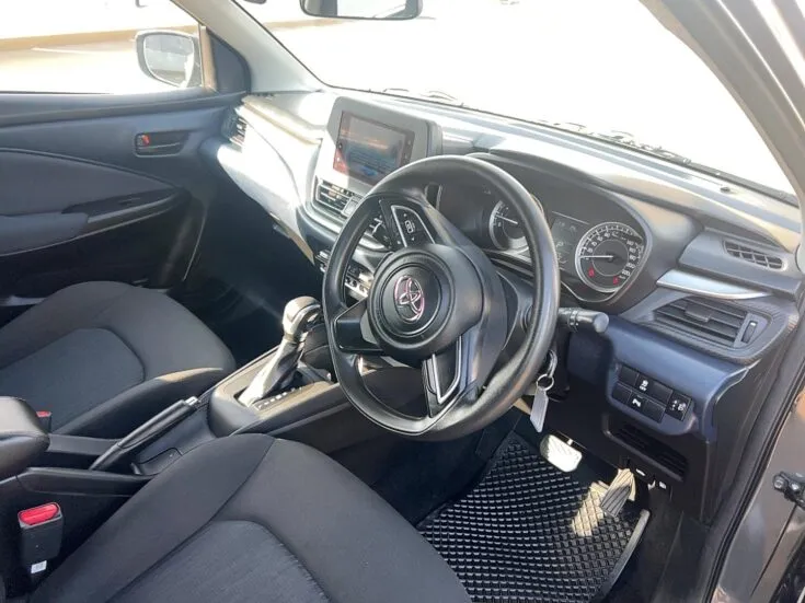 2024 Toyota Starlet/1.5 XS 4AT – Interior