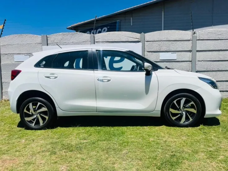2024 Toyota Starlet/1.5 XS 4AT – Right Side Photo