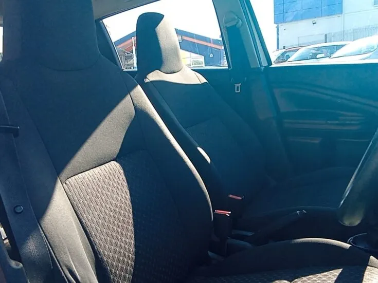 2024 Toyota Vitz/1.0 5MT – Front Seats