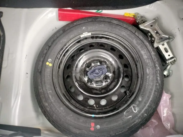 2024 Toyota Vitz/1.0 5MT – Spare Wheel