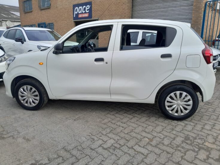 2024 TOYOTA VITZ 1.0 MANUAL – Left Side Photo