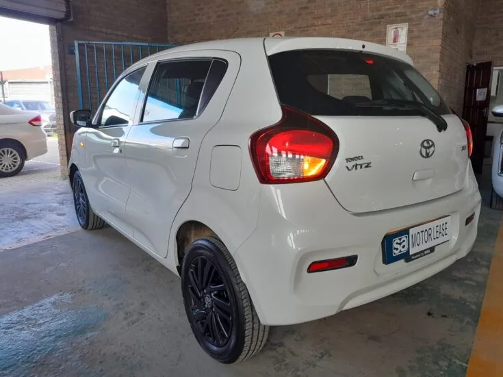 2024 Toyota Vitz/1.0 XR 4-AMT – Back Feature Photo