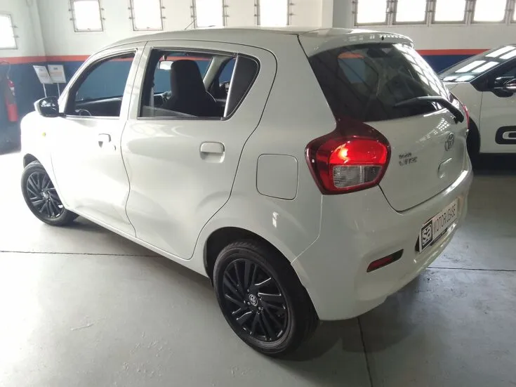 2024 Toyota Vitz/1.0 XR 4-AMT – Back Feature Photo