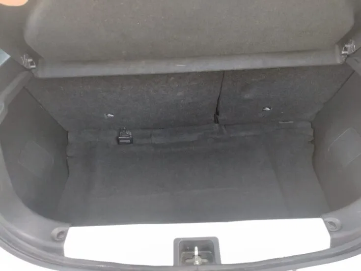 2024 Toyota Vitz/1.0 XR 4-AMT – Boot / Loadbin