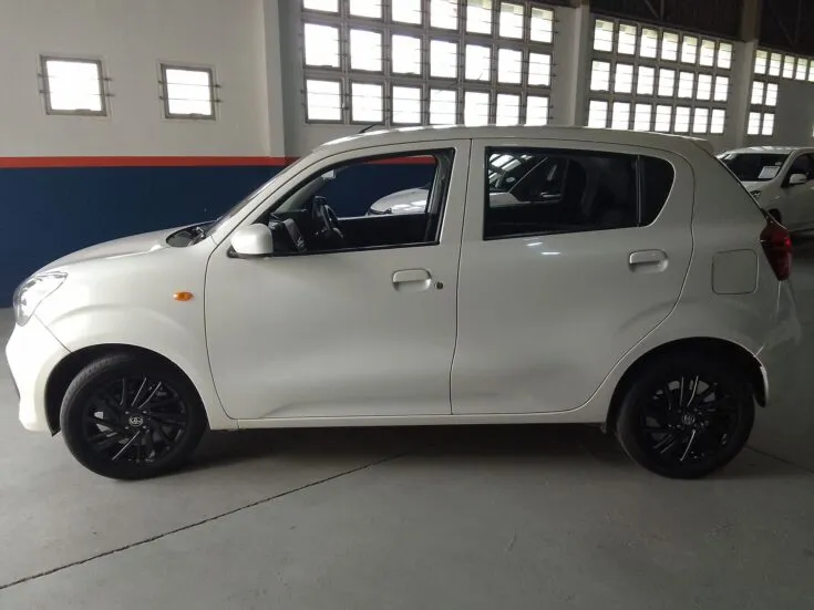 2024 Toyota Vitz/1.0 XR 4-AMT – Left Side Photo