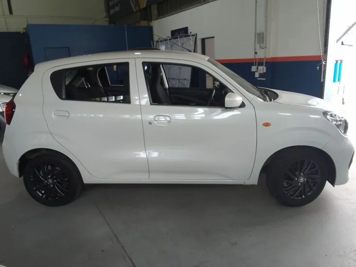 2024 Toyota Vitz/1.0 XR 4-AMT – Right Side Photo