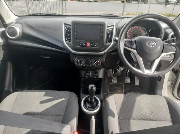 2024 Toyota Vitz/1.0 XR 5MT – Dashboard