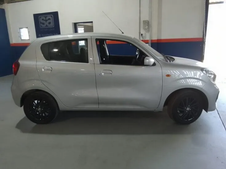 2024 Toyota Vitz/1.0 XR 5MT – Right Side Photo