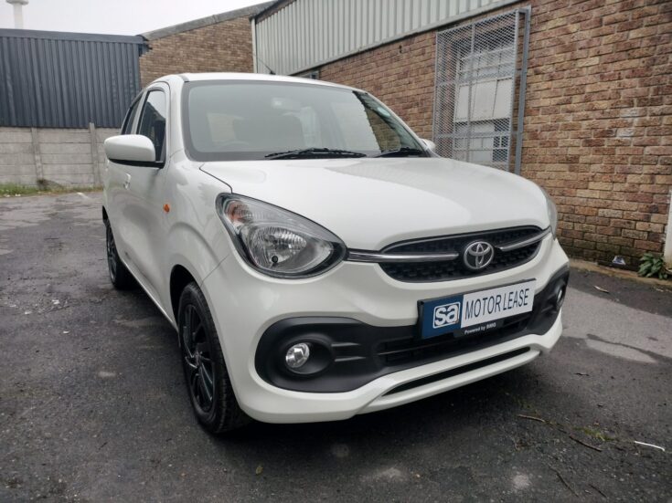 2024 TOYOTA VITZ 1.0 XR AMT – Front Feature Photo