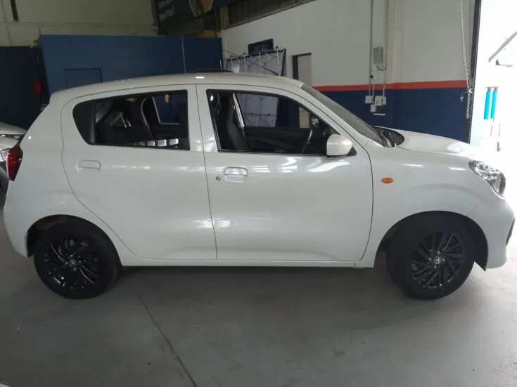 2024 TOYOTA VITZ 1.0 XR AMT – Right Side Photo