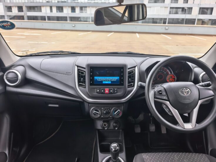 2024 TOYOTA VITZ 1.0 XR MANUAL – Interior