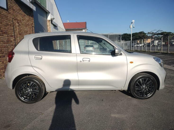 2024 TOYOTA VITZ 1.0 XR MANUAL – Right Side Photo
