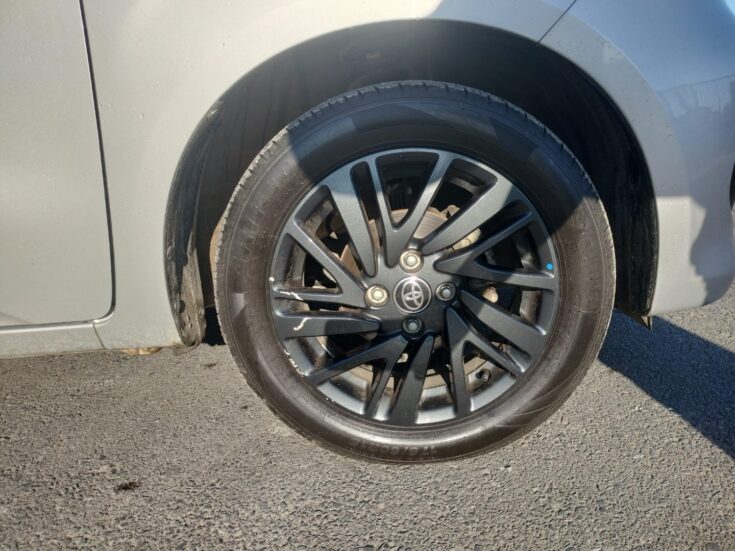 2024 TOYOTA VITZ 1.0 XR MANUAL – Wheel Example