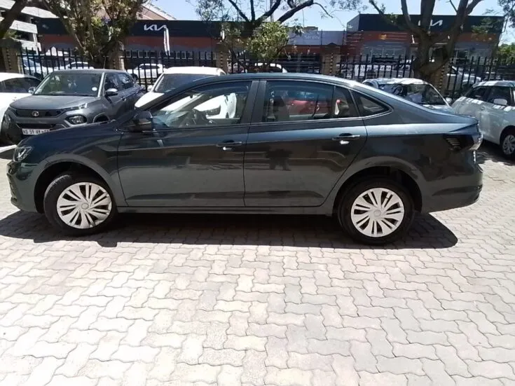 2024 Volkswagen Polo Sedan/1.4I TRENDLINE – Left Side Photo