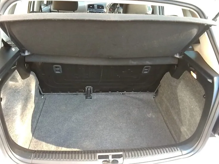 2024 Volkswagen Polo Vivo/1.4 TRENDLINE – Boot / Loadbin