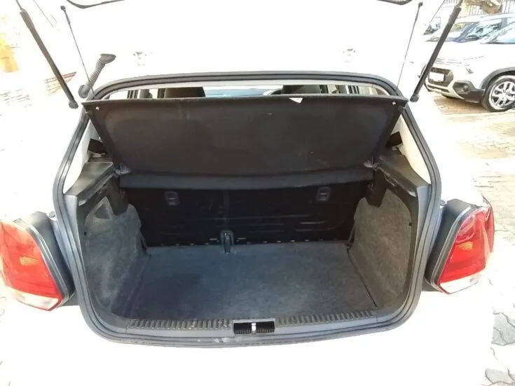 2024 Volkswagen Polo Vivo/1.4 TRENDLINE – Boot / Loadbin