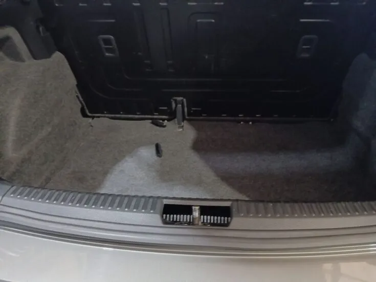 2024 Volkswagen Polo Vivo/1.4 TRENDLINE – Boot / Loadbin