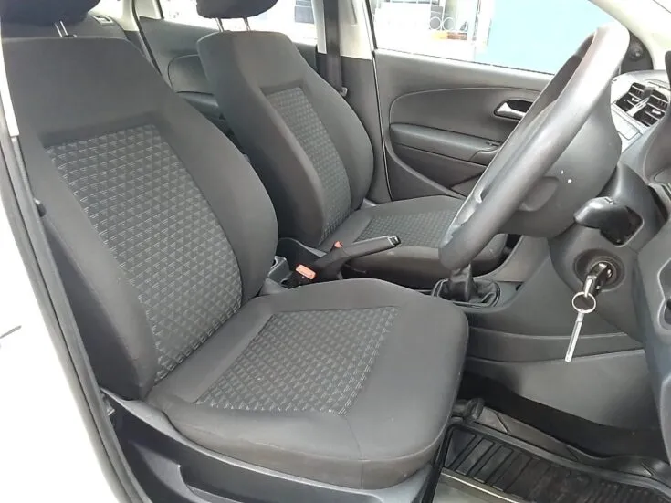 2024 Volkswagen Polo Vivo/1.4 TRENDLINE – Front Seats