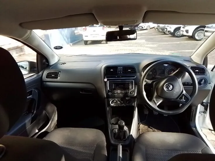 2024 Volkswagen Polo Vivo/1.4 TRENDLINE – Interior