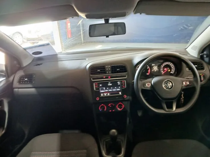 2024 Volkswagen Polo Vivo/1.4 TRENDLINE – Interior