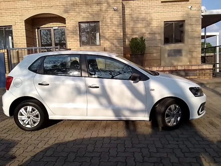2024 Volkswagen Polo Vivo/1.4 TRENDLINE – Right Side Photo
