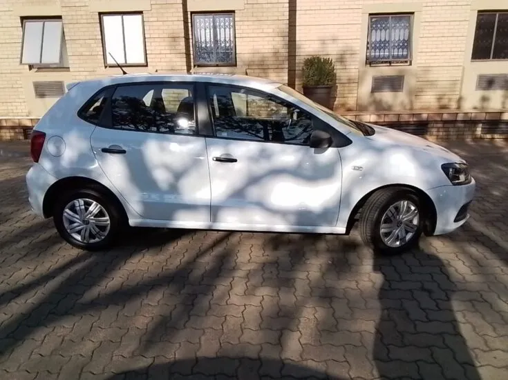 2024 Volkswagen Polo Vivo/1.4 TRENDLINE – Right Side Photo