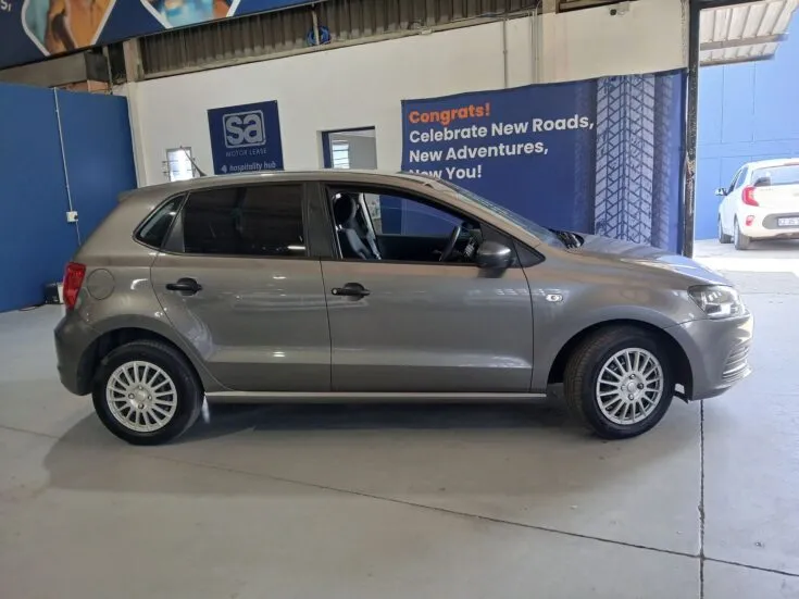 2024 Volkswagen Polo Vivo/1.4 TRENDLINE – Right Side Photo