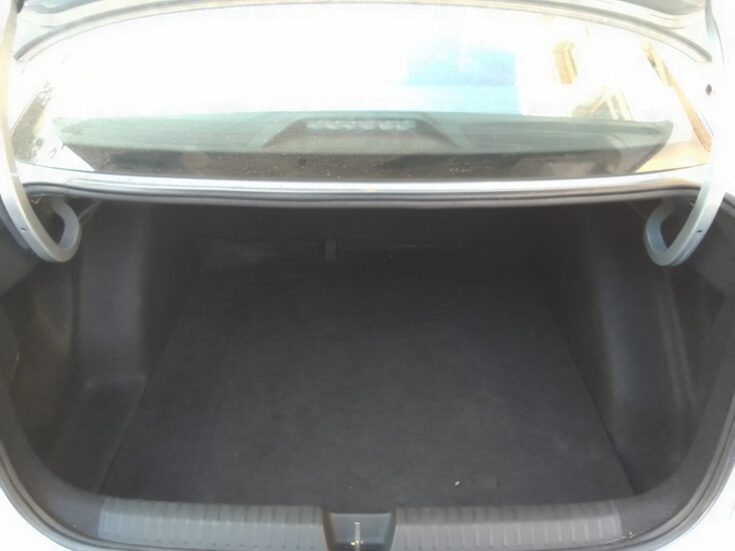 2024 VW POLO 1.6 LIFE – Boot / Loadbin
