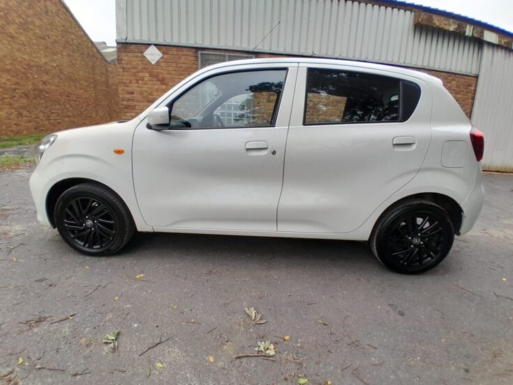 2024 VW POLO VIVO 1.4 TRENDLINE MANUAL – Left Side Photo