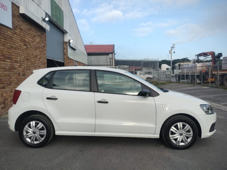 2024 VW POLO VIVO 1.4 TRENDLINE MANUAL – Right Side Photo