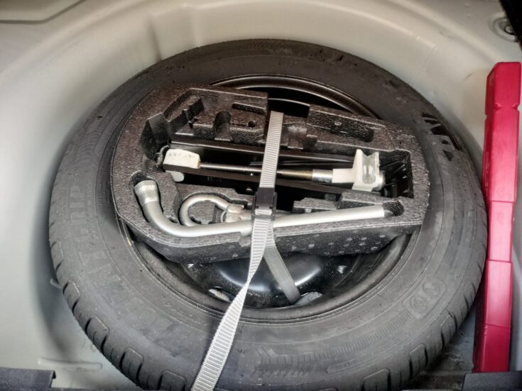 2024 VW POLO VIVO 1.4 TRENDLINE MANUAL – Spare Wheel