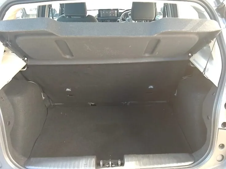 2025 Citroen C3/1.2 PLUS 5MT – Boot / Loadbin