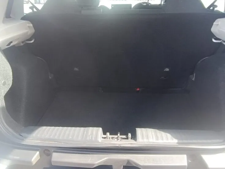 2025 Citroen C3/1.2 PLUS 5MT – Boot / Loadbin