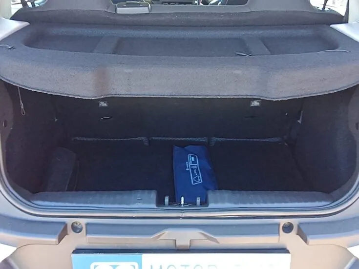 2025 Citroen C3/1.2 PLUS 5MT – Boot / Loadbin