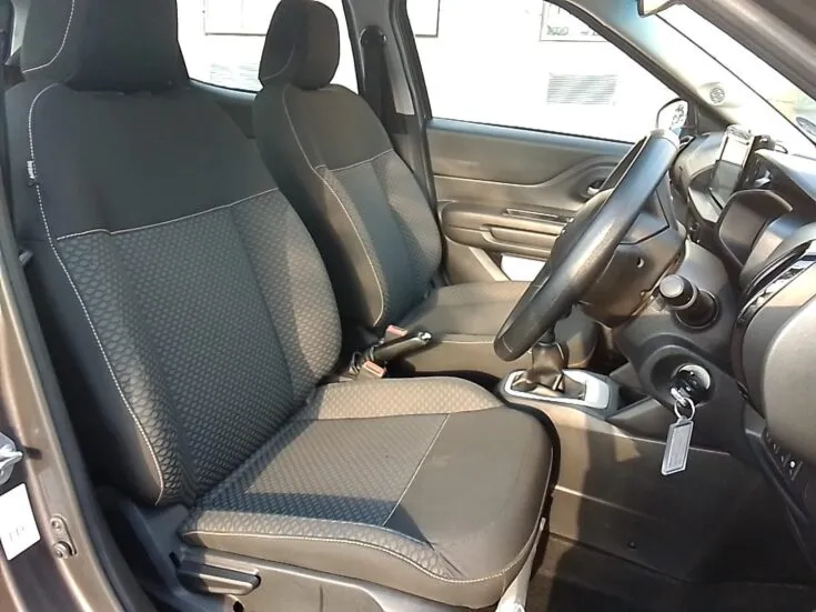 2025 Citroen C3/1.2 PLUS 5MT – Front Seats