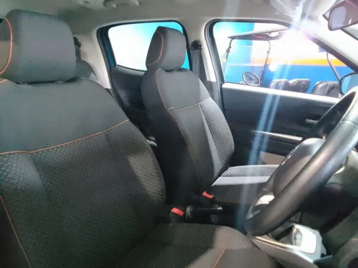 2025 Citroen C3/1.2 PLUS 5MT – Front Seats