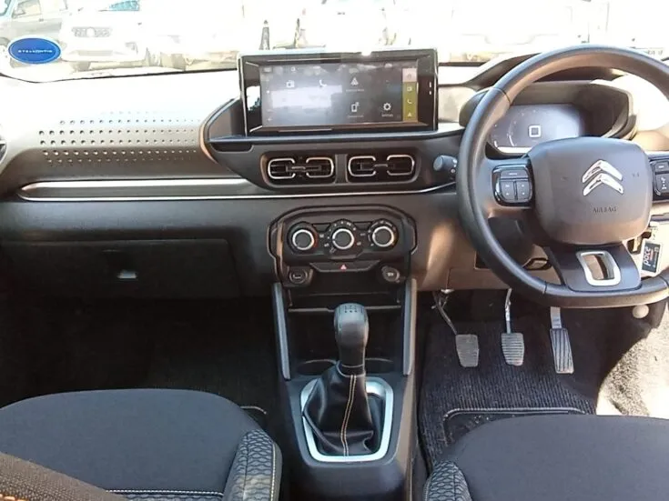 2025 Citroen C3/1.2 PLUS 5MT – Interior