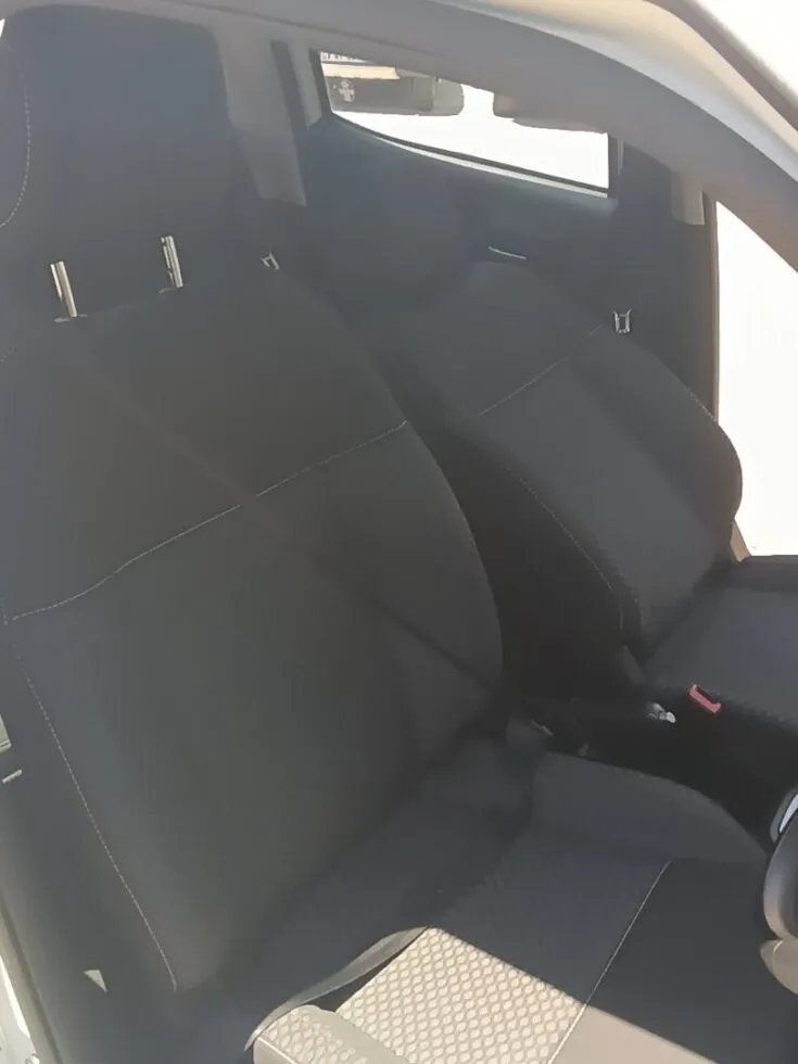 2025 Citroen C3/1.2 PLUS 5MT – Interior