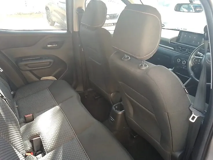 2025 Citroen C3/1.2 PLUS 5MT – Interior