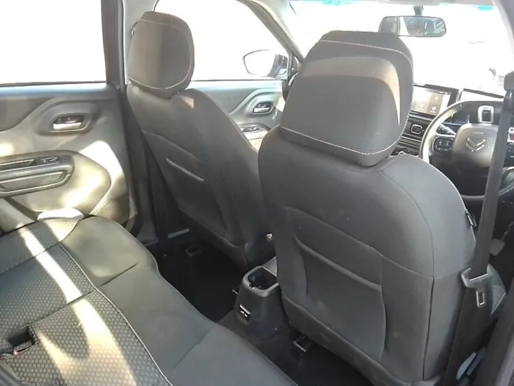 2025 Citroen C3/1.2 PLUS 5MT – Interior
